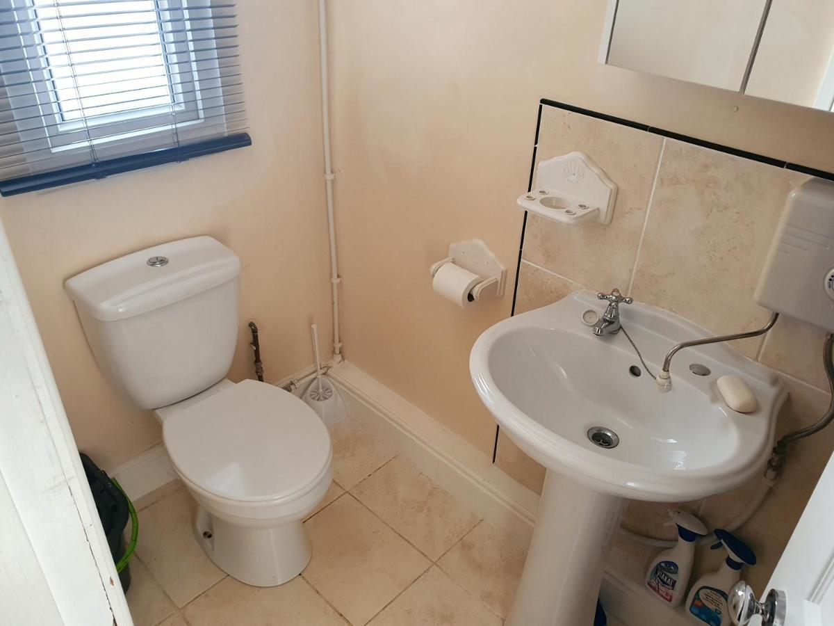 Sherwood Studio Annexe 1 Bedroom Entire Property Бостън Екстериор снимка